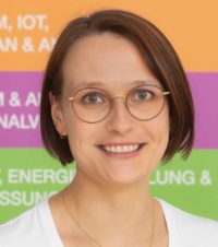 Ing. Jacqueline Miniböck - Unsere Expertin für Mobilfunk und Industrie Router