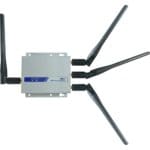 Top Ansicht des IDG500-0GT01 kompakter 5G Cellular Router von Amit mit Antennen