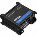 Seitliche Ansicht des RUT956 industriellen 4G LTE Router von Teltonika